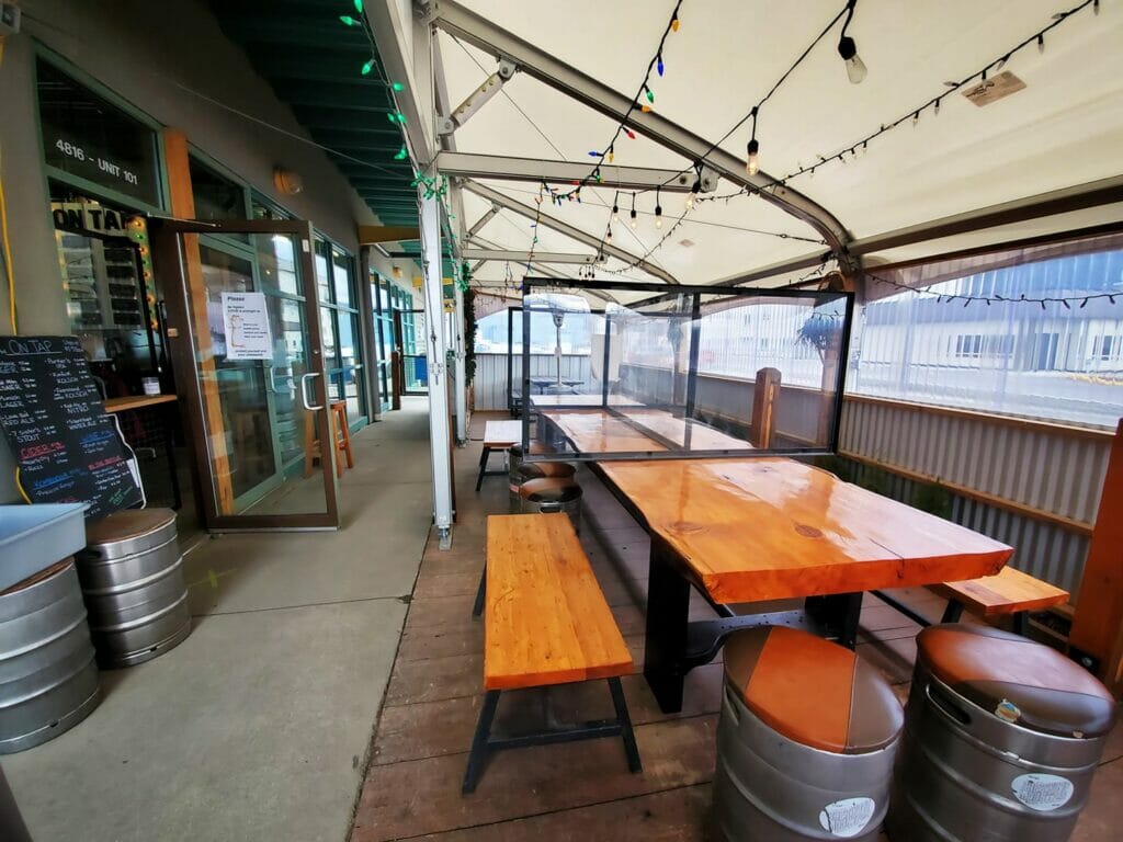 Sherwood Mountain Brewhouse - craft brewery patios