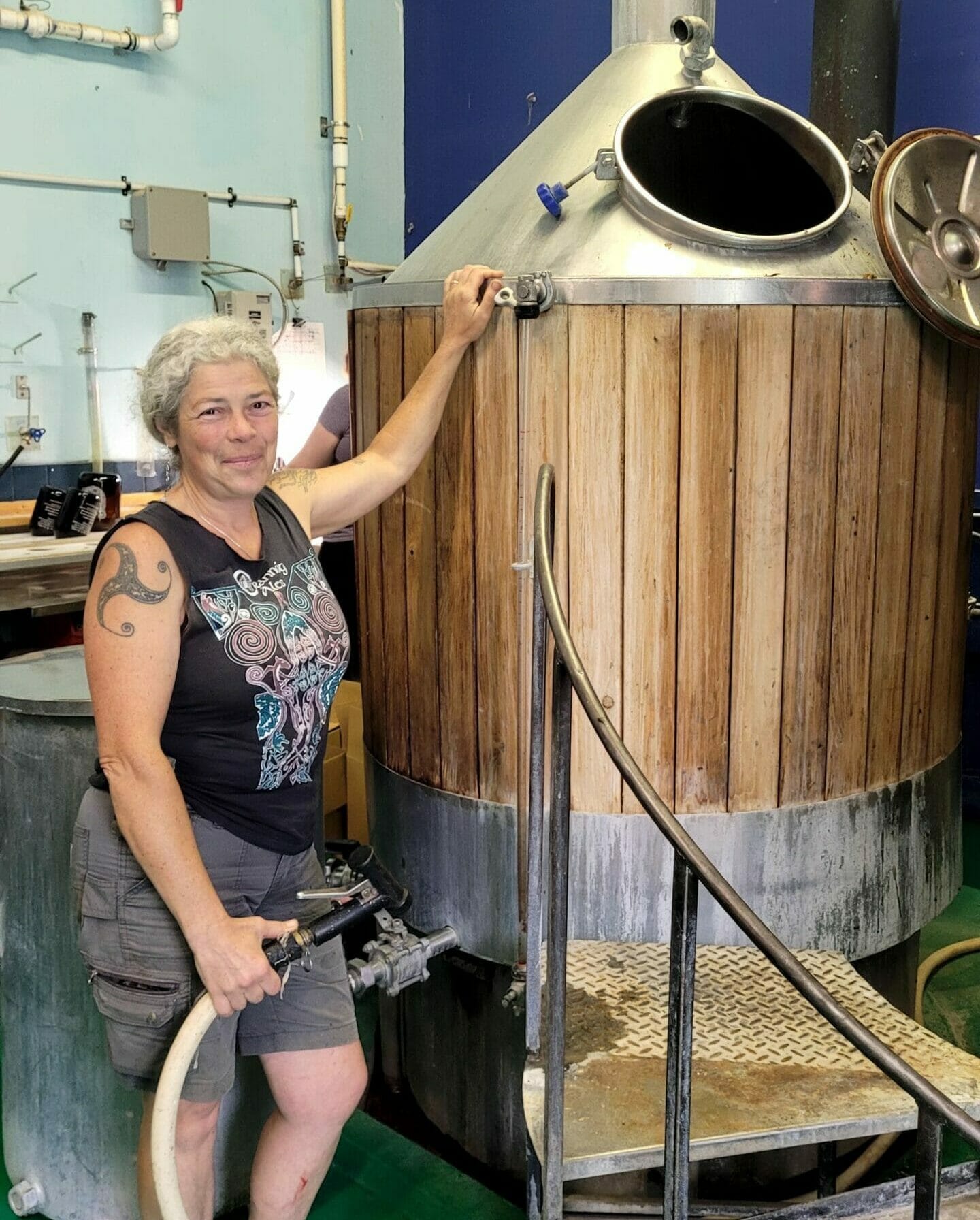 Appleton woman enjoys special relationship with Brewers